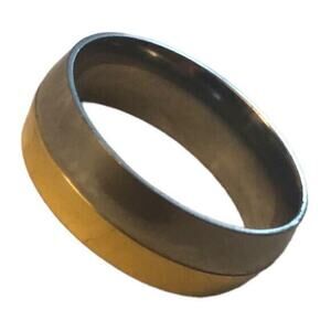 New two‎ toned titanium ring size 12